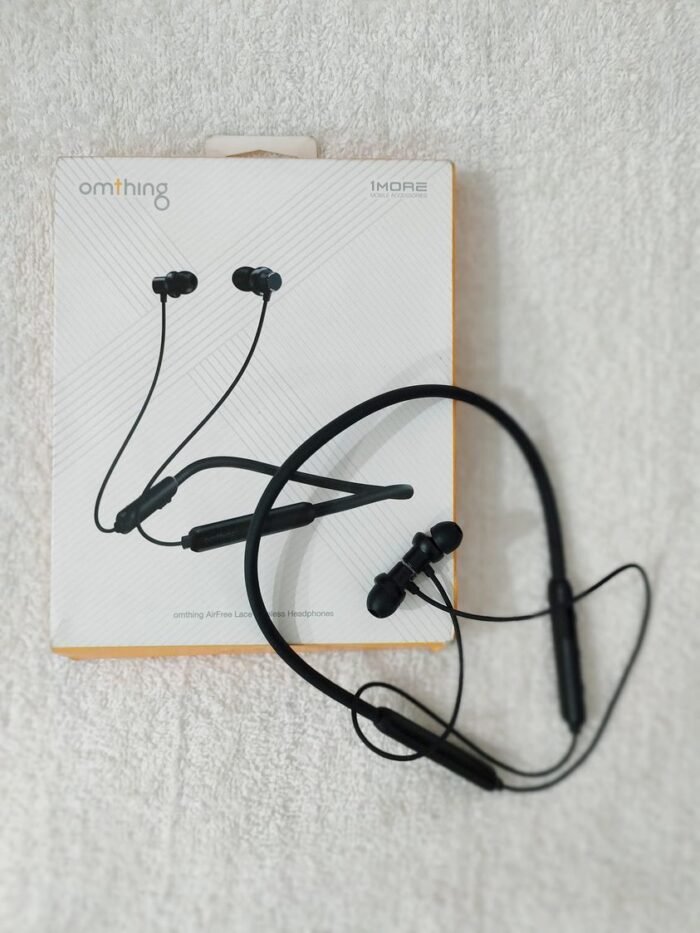 1More Omthing Airfree True Wireless Neckband Earphone - Image 2